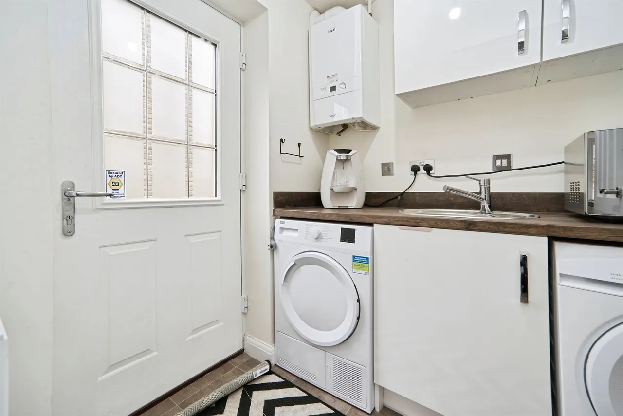Hewenden Drive, Cullingworth, Bradford, photo 7