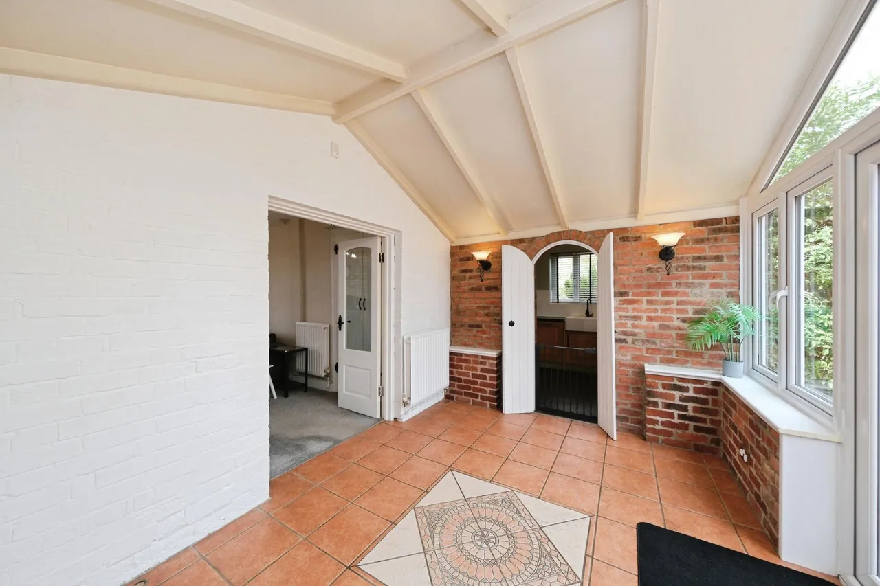 Nottingham Road, Nottingham, NG11, photo 11