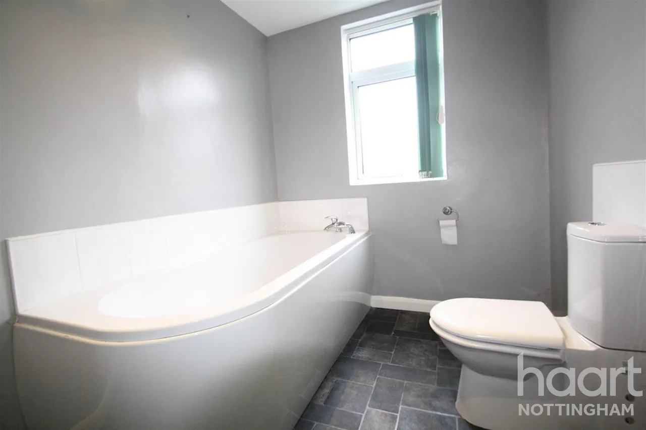 Duke Street, NG15, photo 11