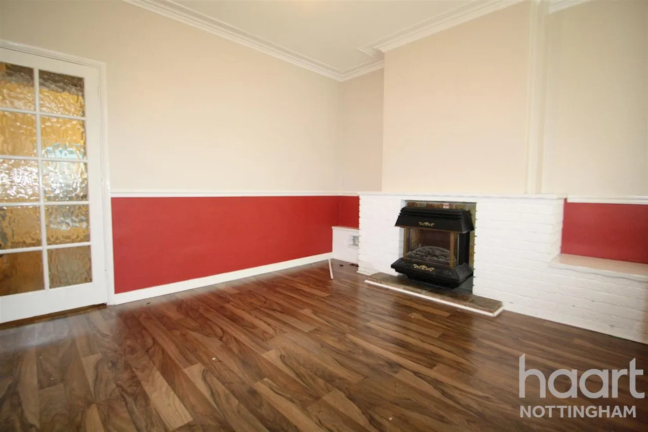 Duke Street, NG15, photo 2