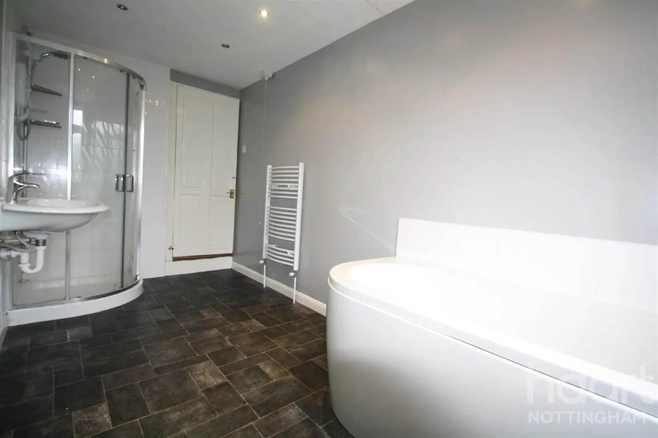 Duke Street, NG15, photo 8