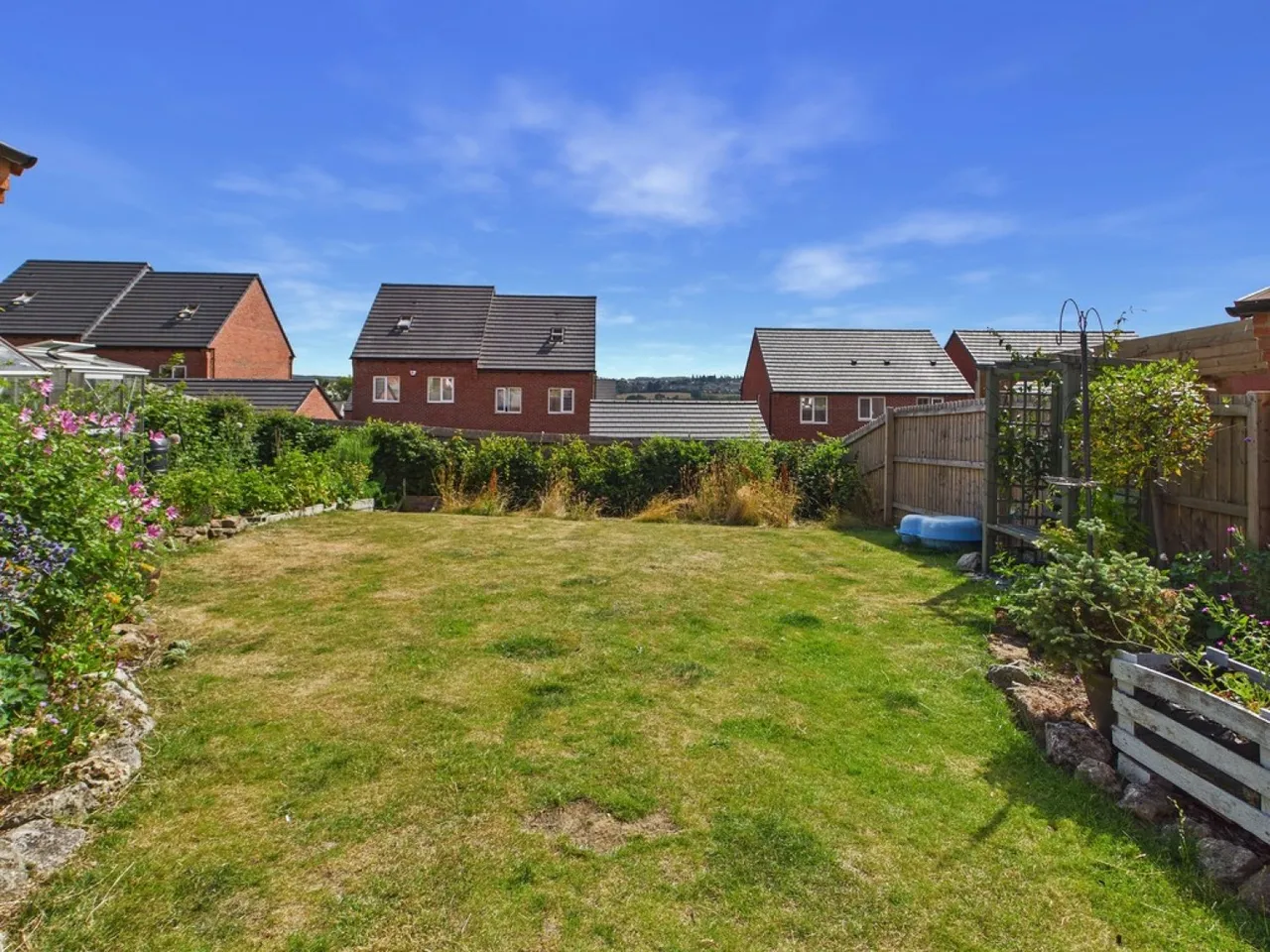 Emes Road, Wingerworth, photo 4