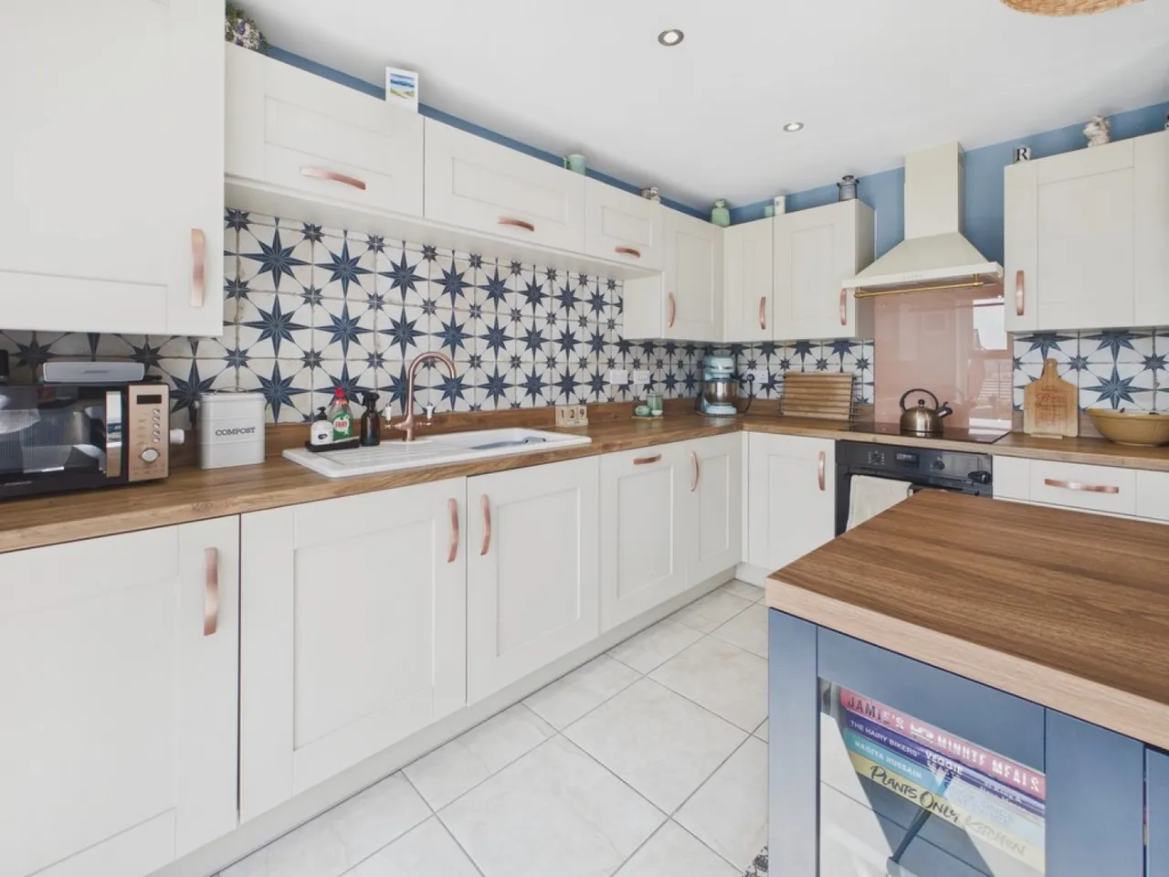 Emes Road, Wingerworth, photo 10