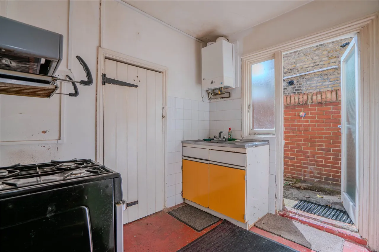 Warwick Road, Twickenham, TW2, photo 7