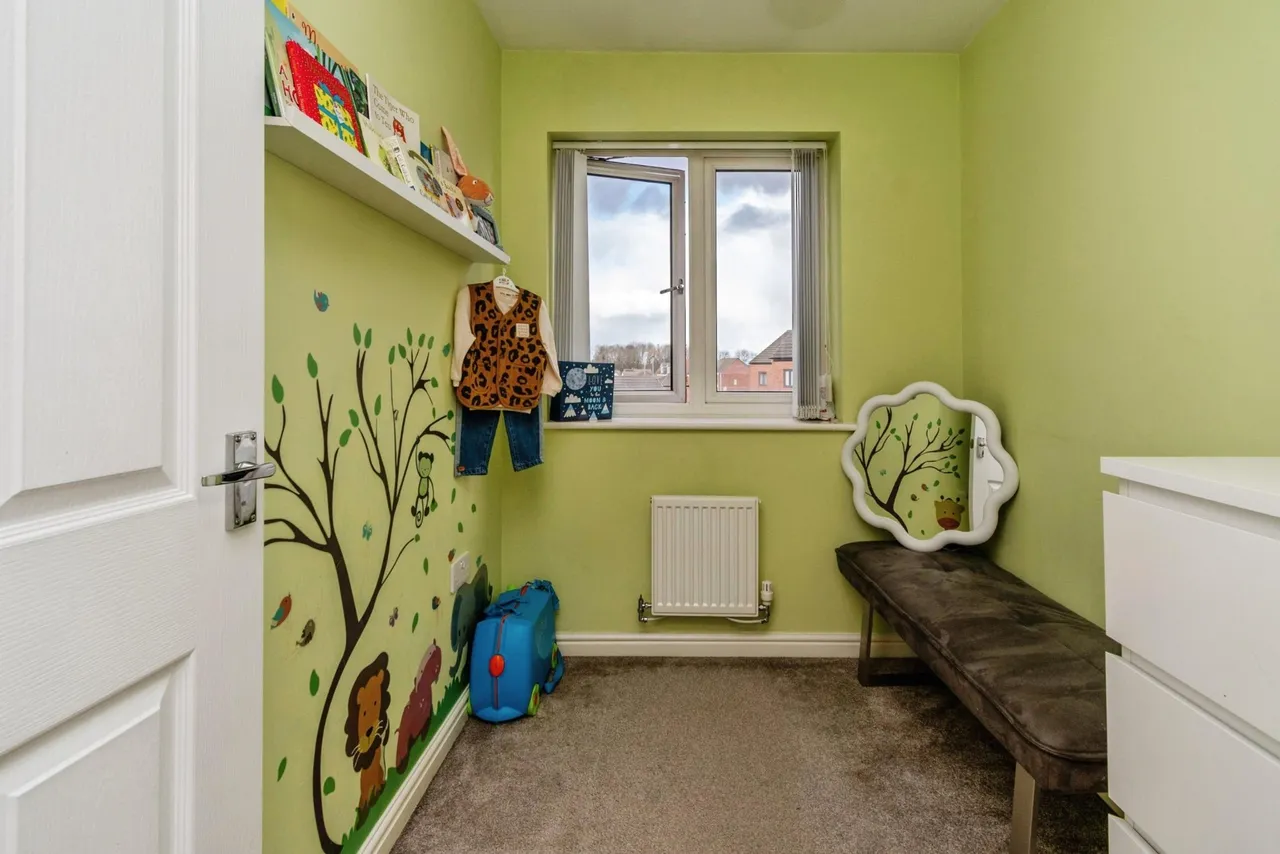 Detling Drive, Ettinghall, WV2, photo 17