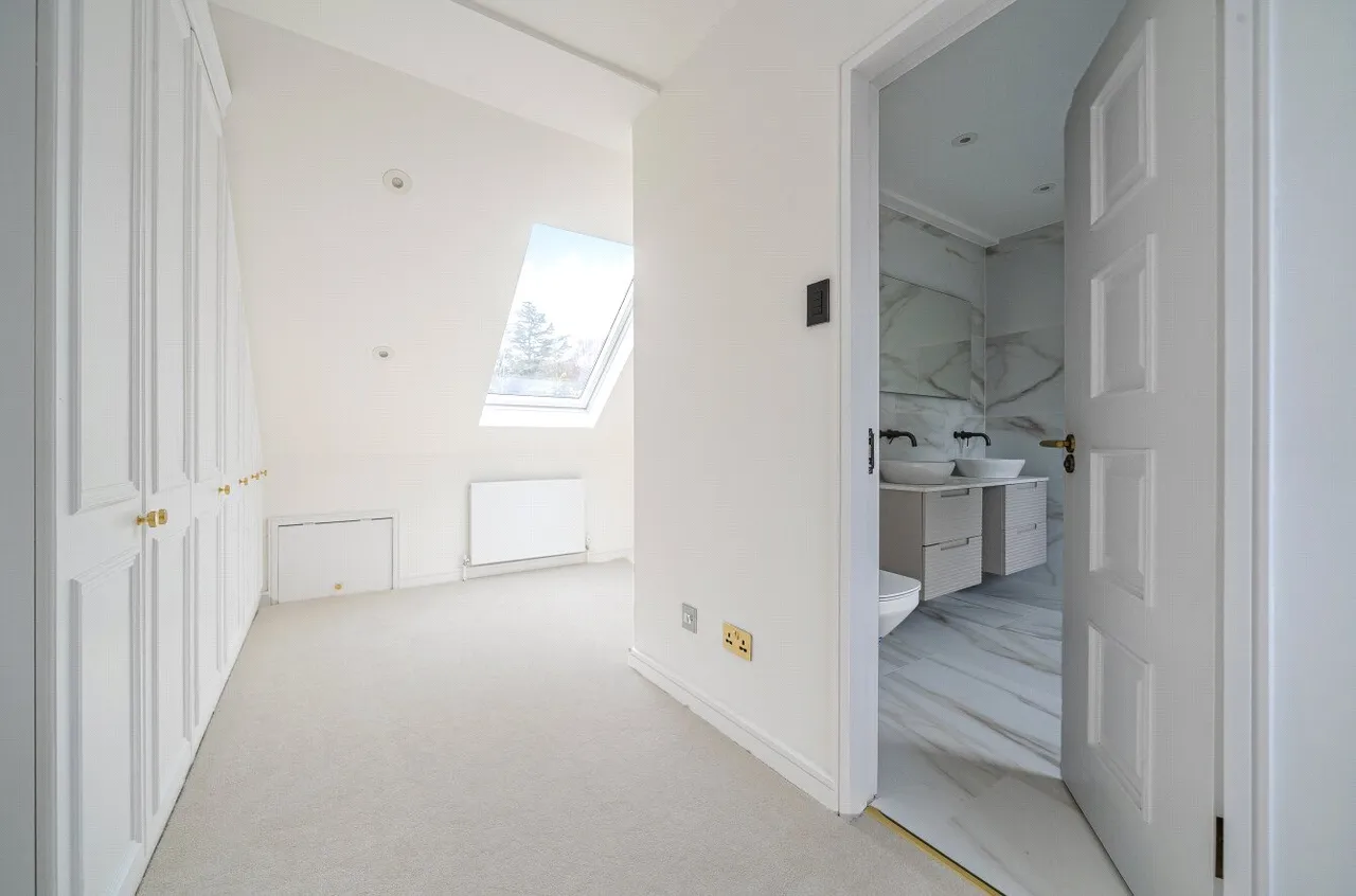 White Orchards, Totteridge, London, N20 8AQ, photo 16