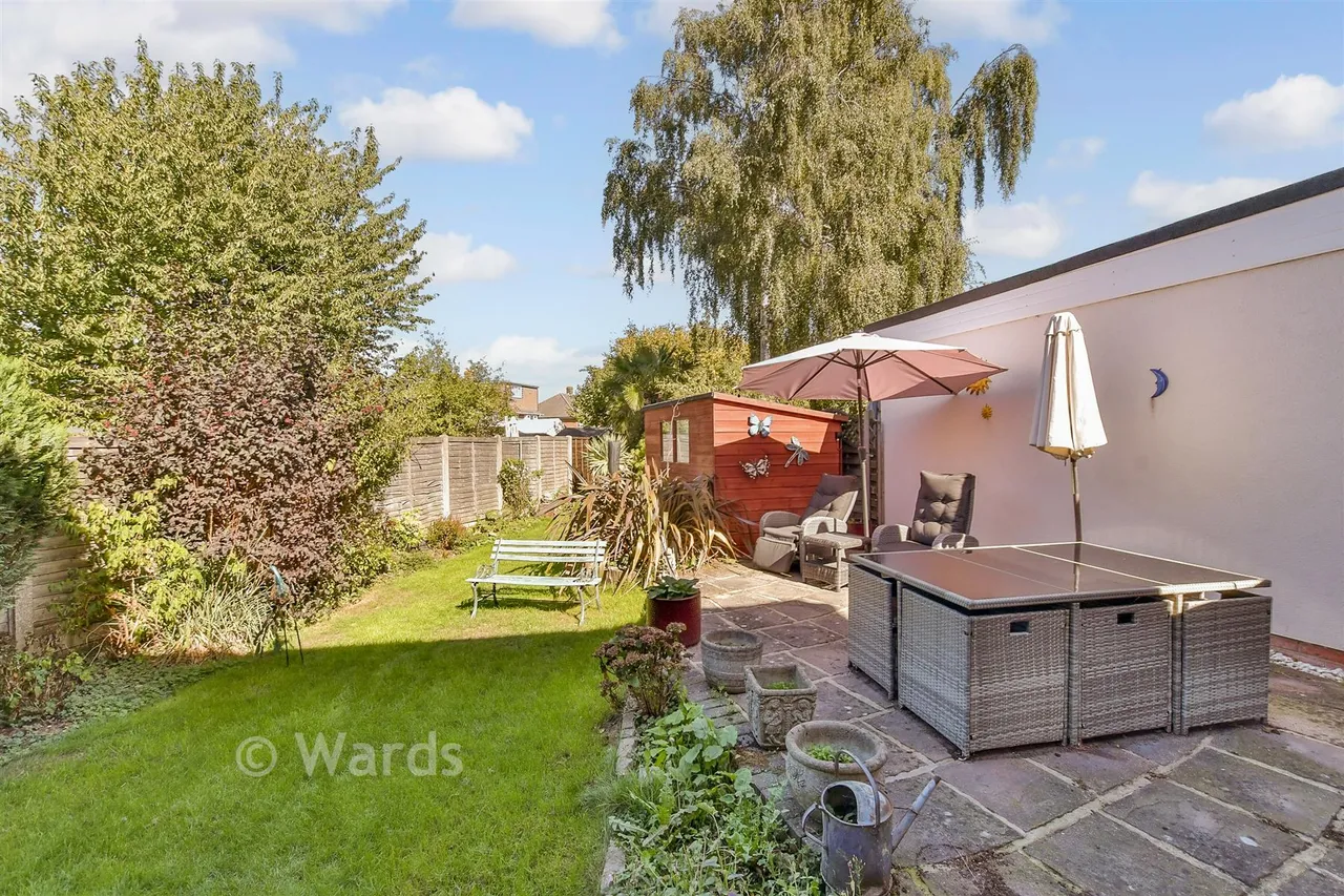 Maidstone Road, Rainham, ME8, photo 2