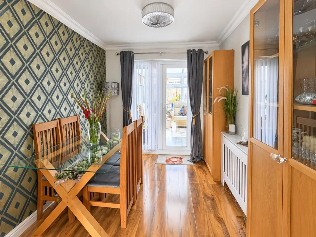 Beddoes Close, Wootton Fields, photo 7