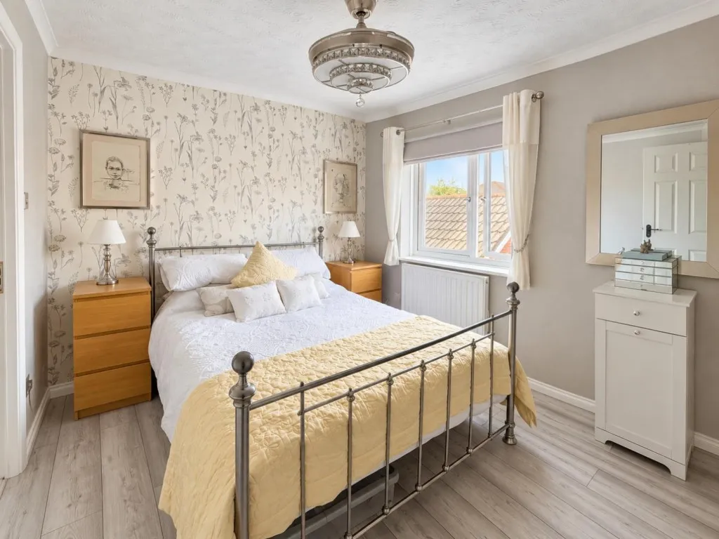 Beddoes Close, Wootton Fields, photo 14