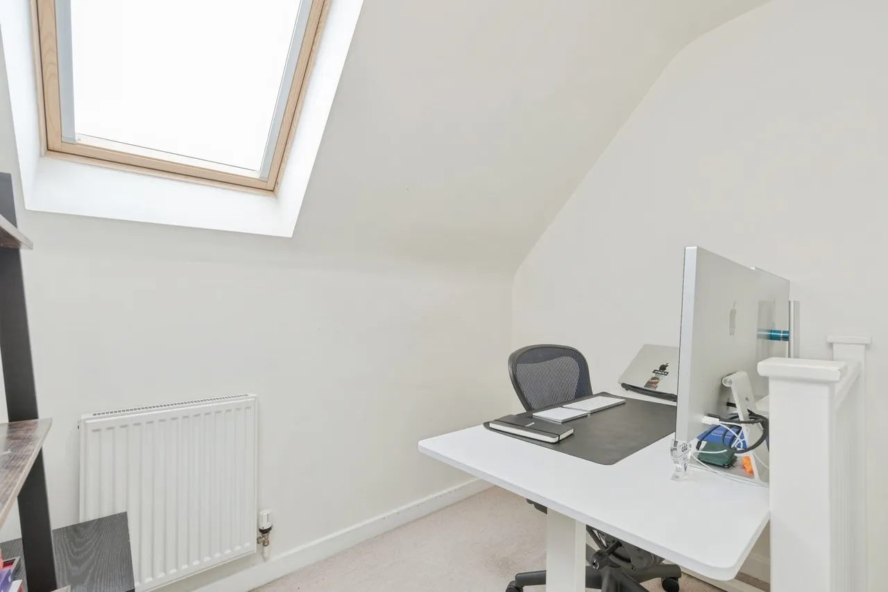 Laurie Close, Sevenoaks, TN14, photo 15