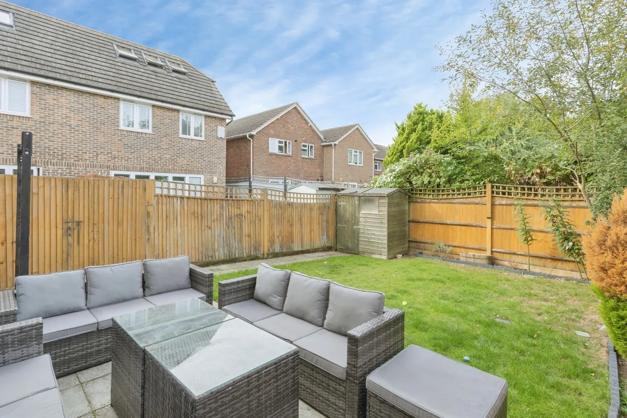 Laurie Close, Sevenoaks, TN14, photo 18