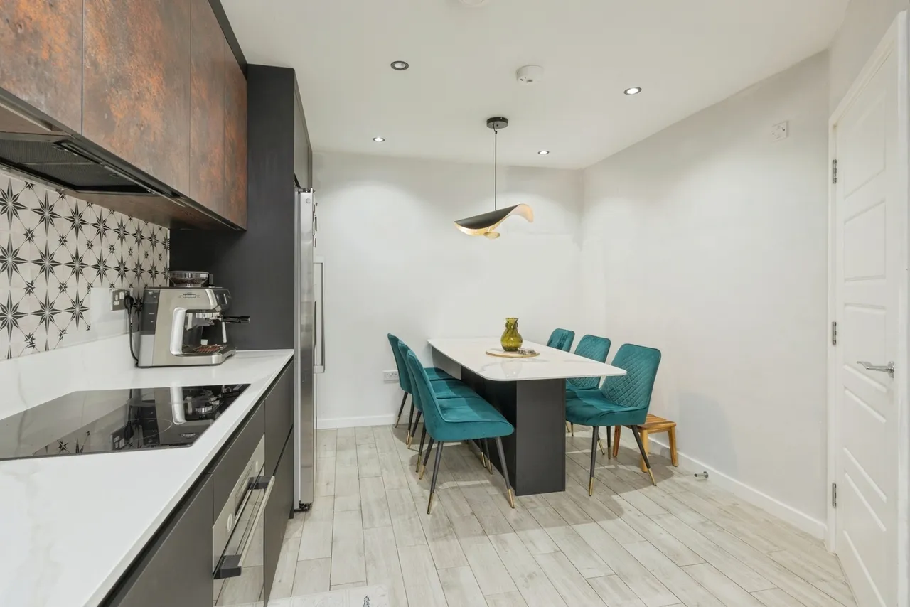 Laurie Close, Sevenoaks, TN14, photo 11
