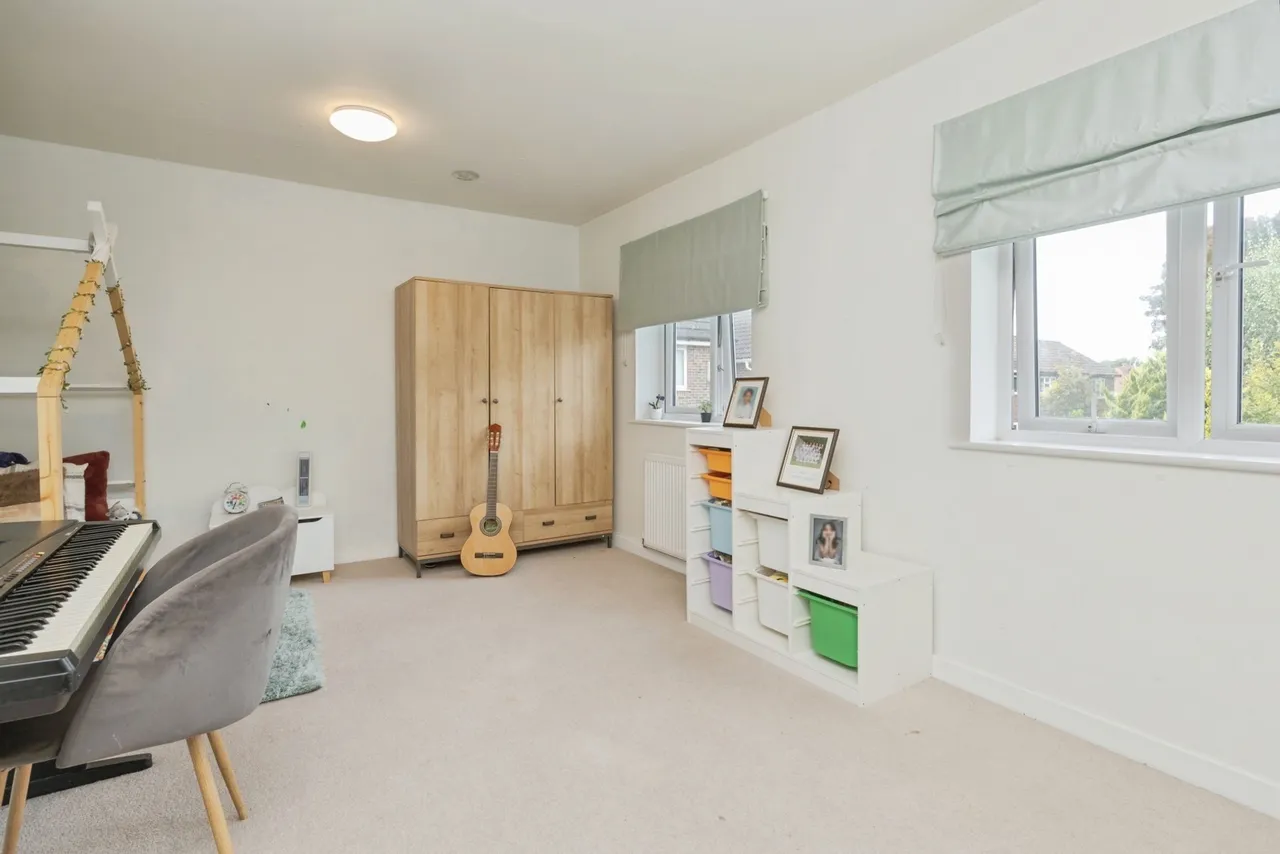 Laurie Close, Sevenoaks, TN14, photo 8