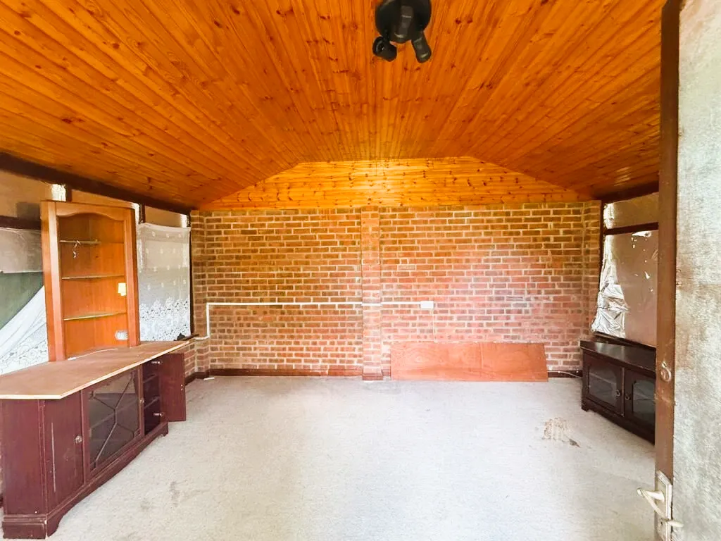 Harvey Road, Uxbridge, UB10, photo 10