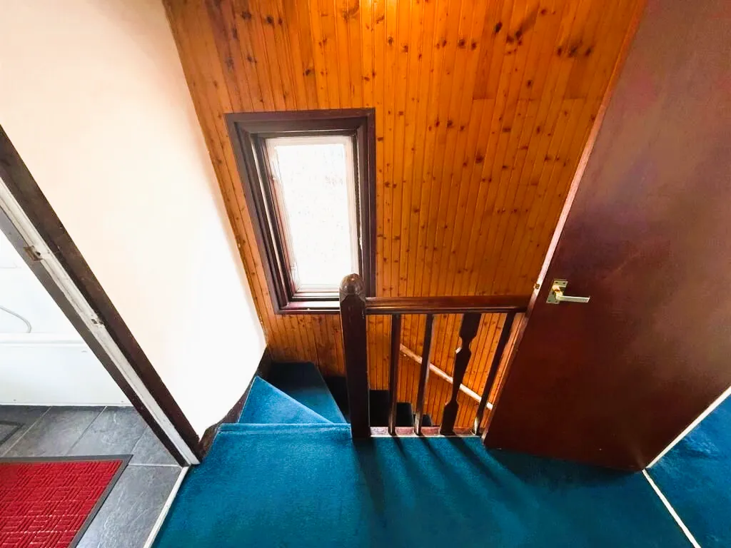 Harvey Road, Uxbridge, UB10, photo 6