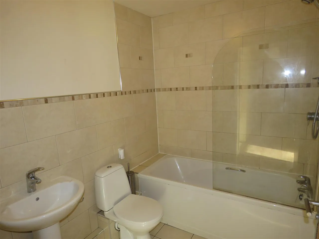 White Lane, Sheffield, S12, photo 9