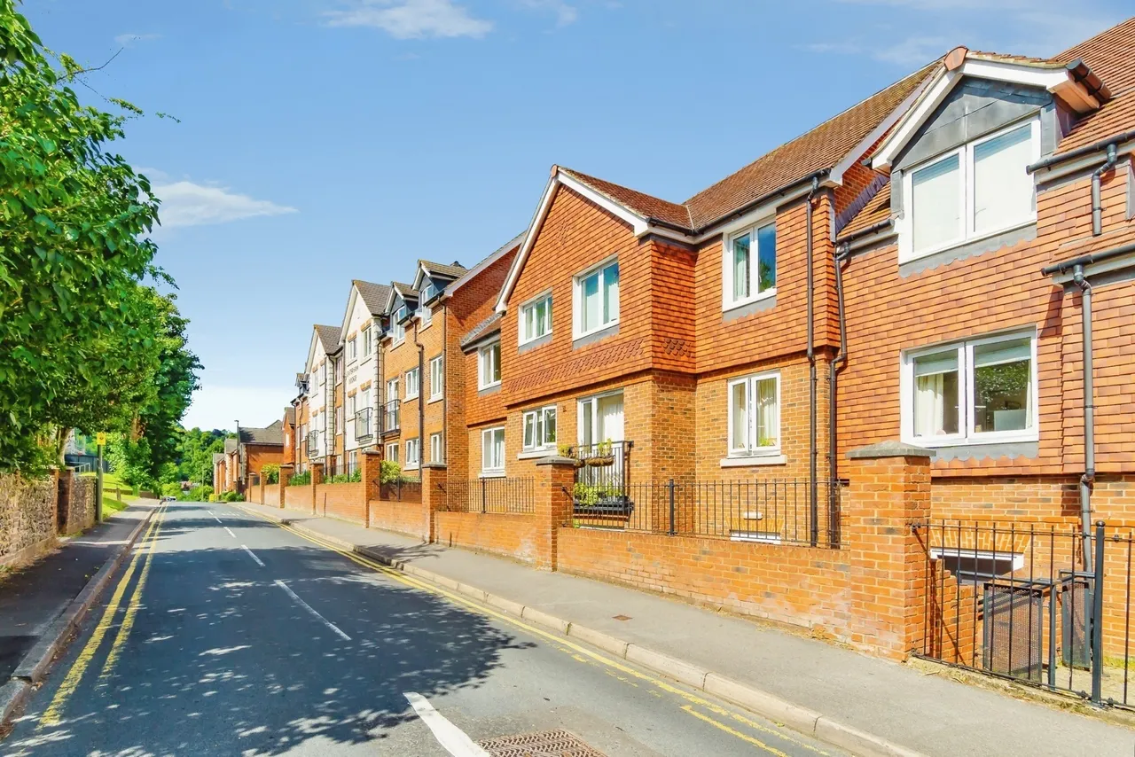 Caterham Lodge, 2 Stafford Road, Caterham, Surrey, CR3, photo 16
