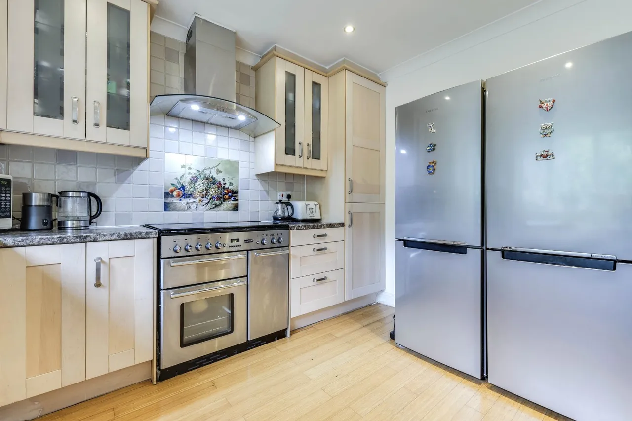 Green Lane, Cookridge, LS16, photo 9