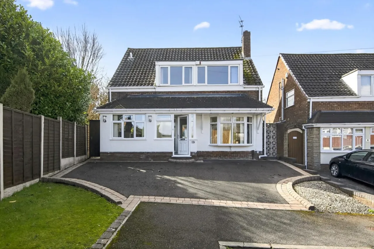 3 bed house for sale — Tern Close, Wolverhampton