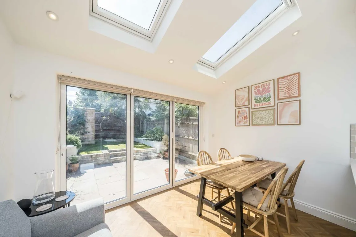 Blakenham Road, SW17, photo 4