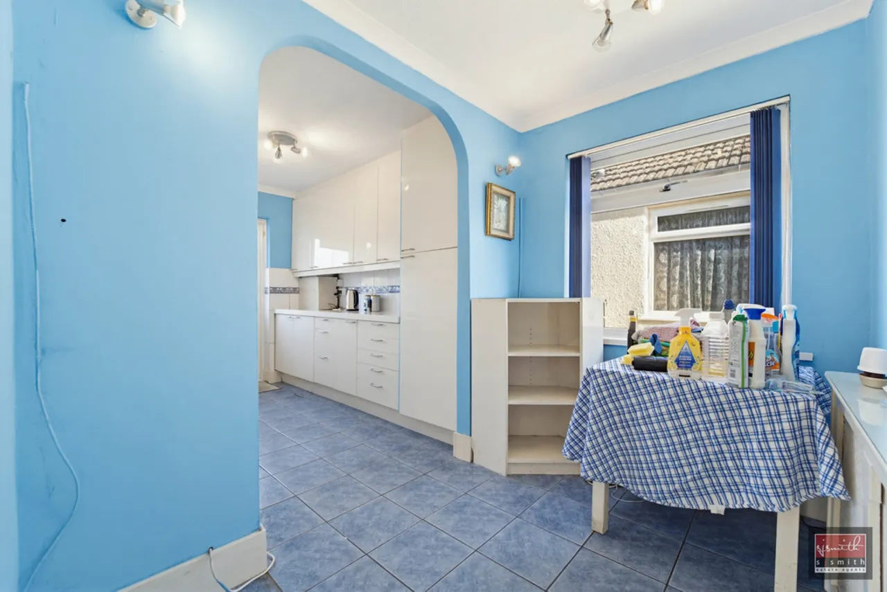 Celia Crescent, Ashford, photo 8