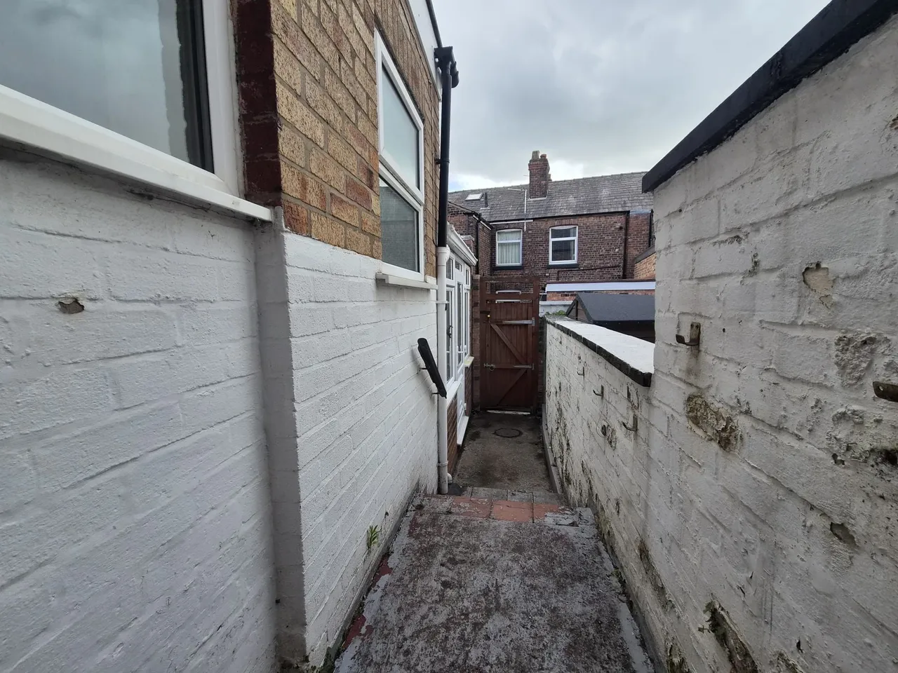 Dalton Bank, Warrington, WA1, photo 10