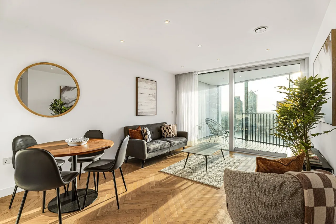 1 bed house for sale, Southwark Bridge Road, London, SE1