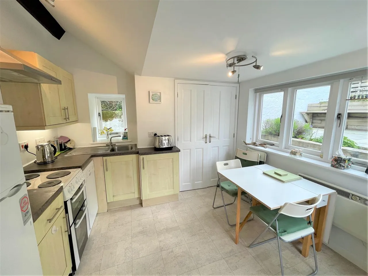 West Street, Polruan, photo 6
