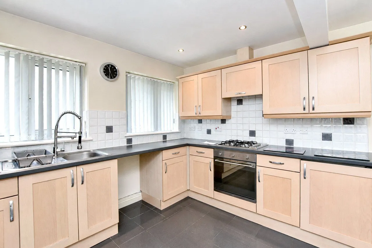 Falinge Manor Mews, Rochdale, OL12, photo 12
