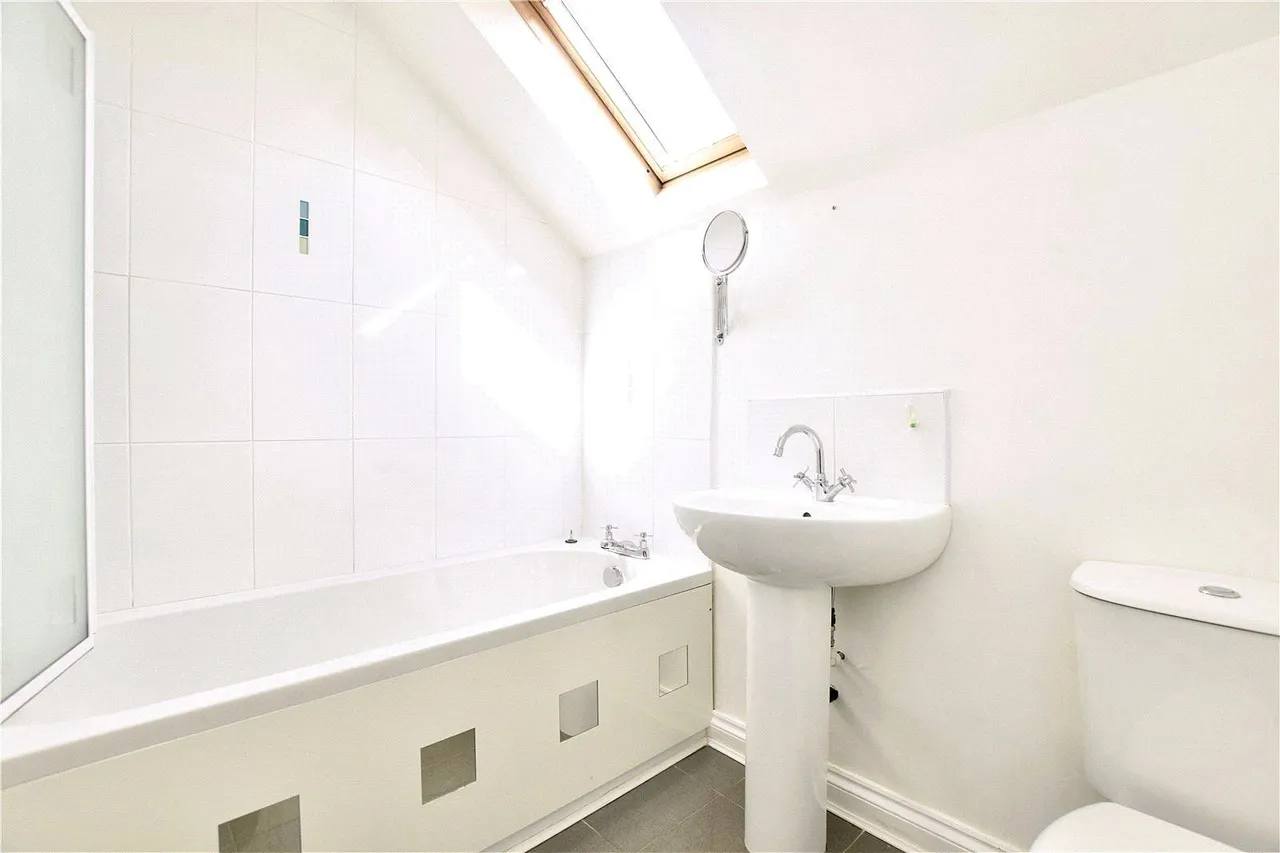 Falinge Manor Mews, Rochdale, OL12, photo 8