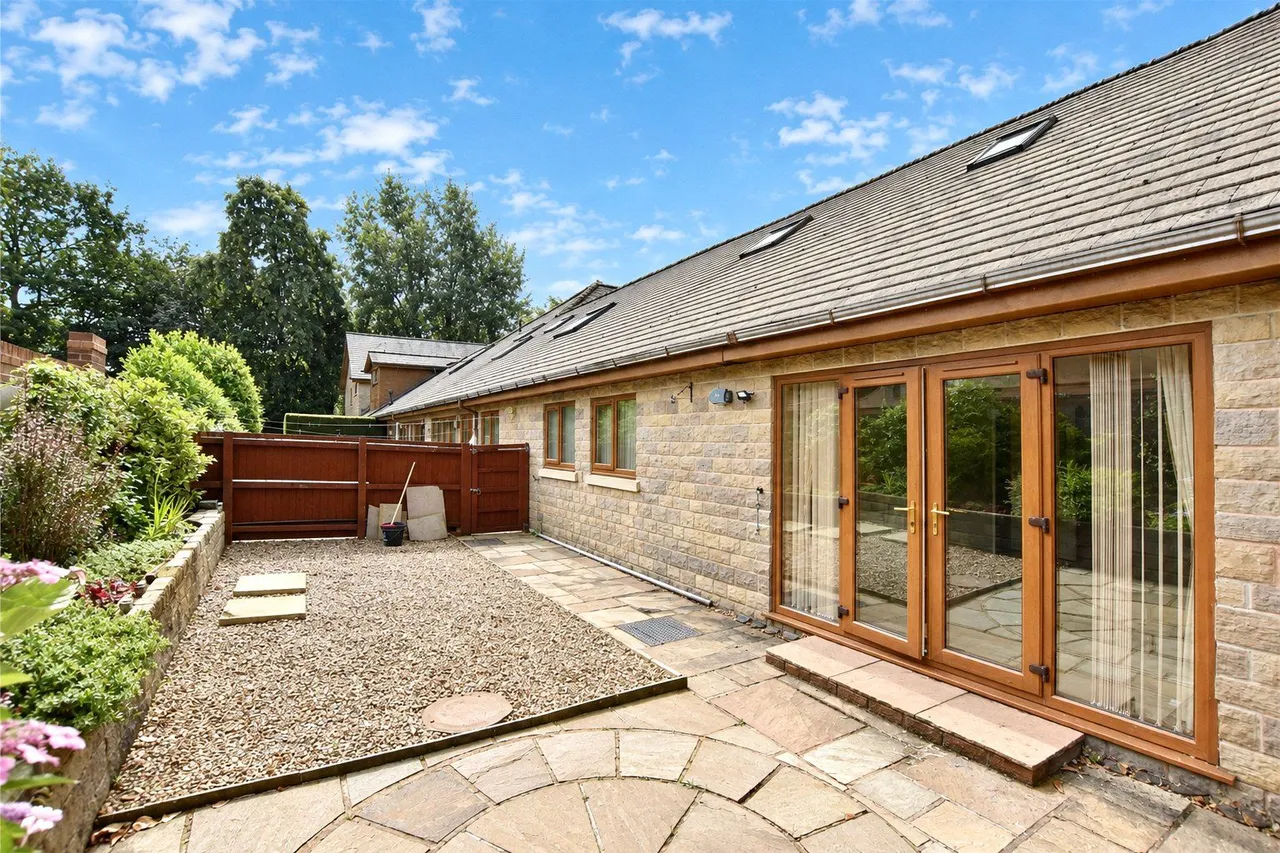 Falinge Manor Mews, Rochdale, OL12, photo 10