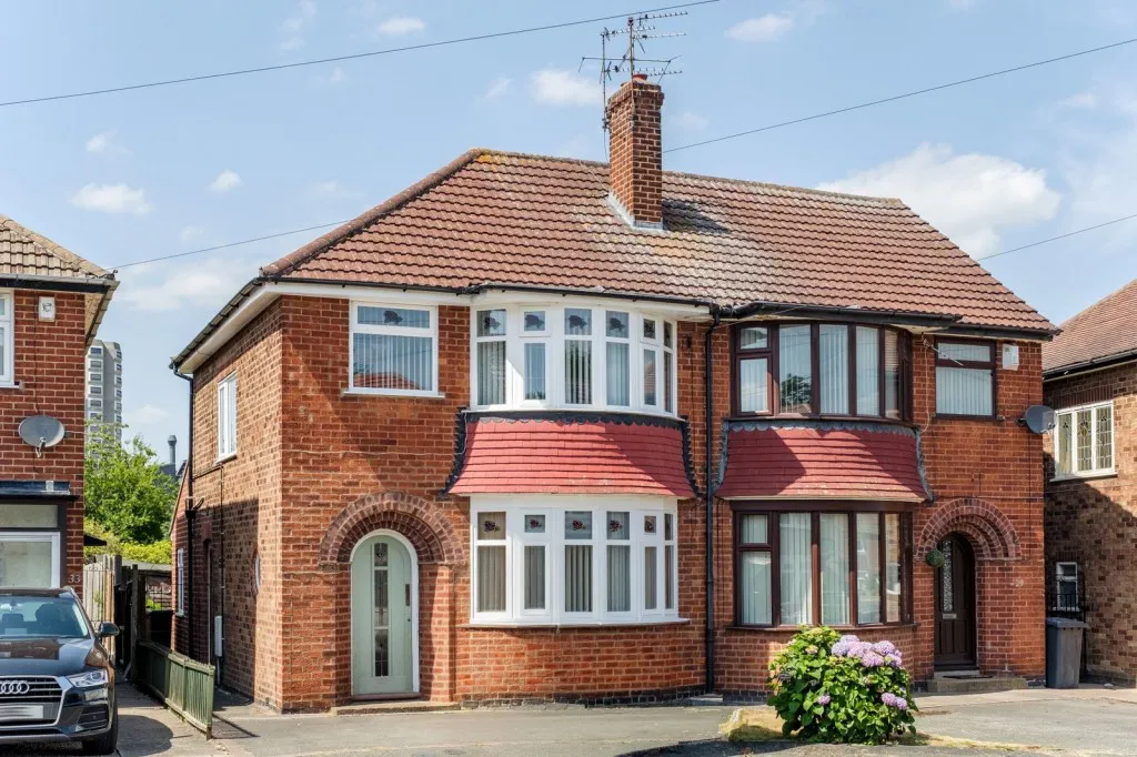 3 bed house for sale, Oaklands Avenue, Loughborough, LE11