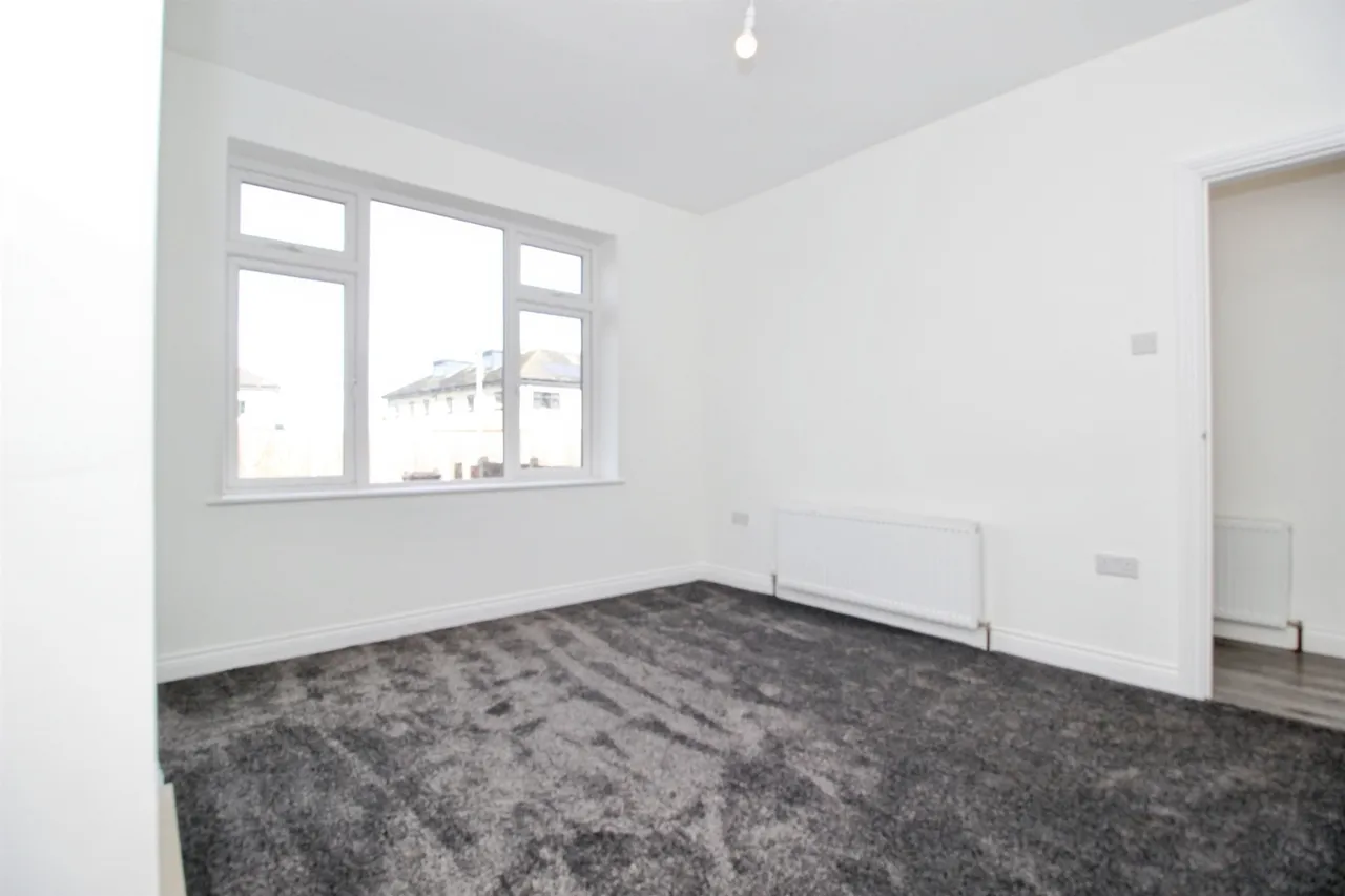Cross Lane, Wakefield, photo 9