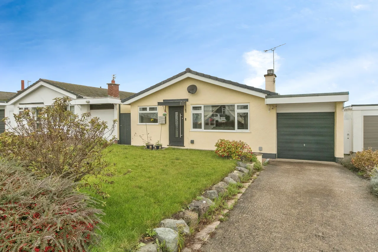 Canterbury Lane, Rhos On Sea, LL28, photo 15