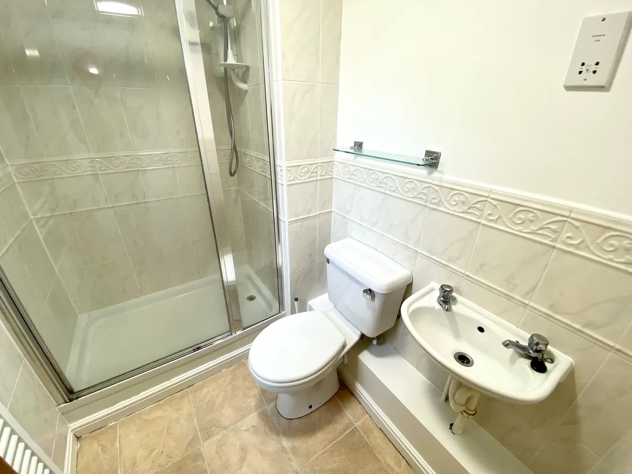 Aprilia House, Lloyd George Avenue, photo 7