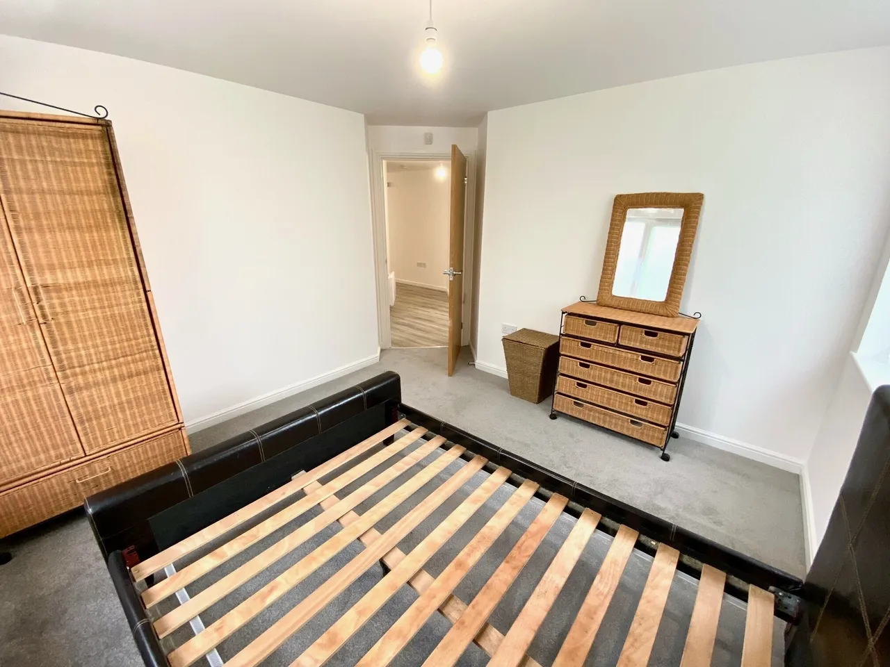 Aprilia House, Lloyd George Avenue, photo 9