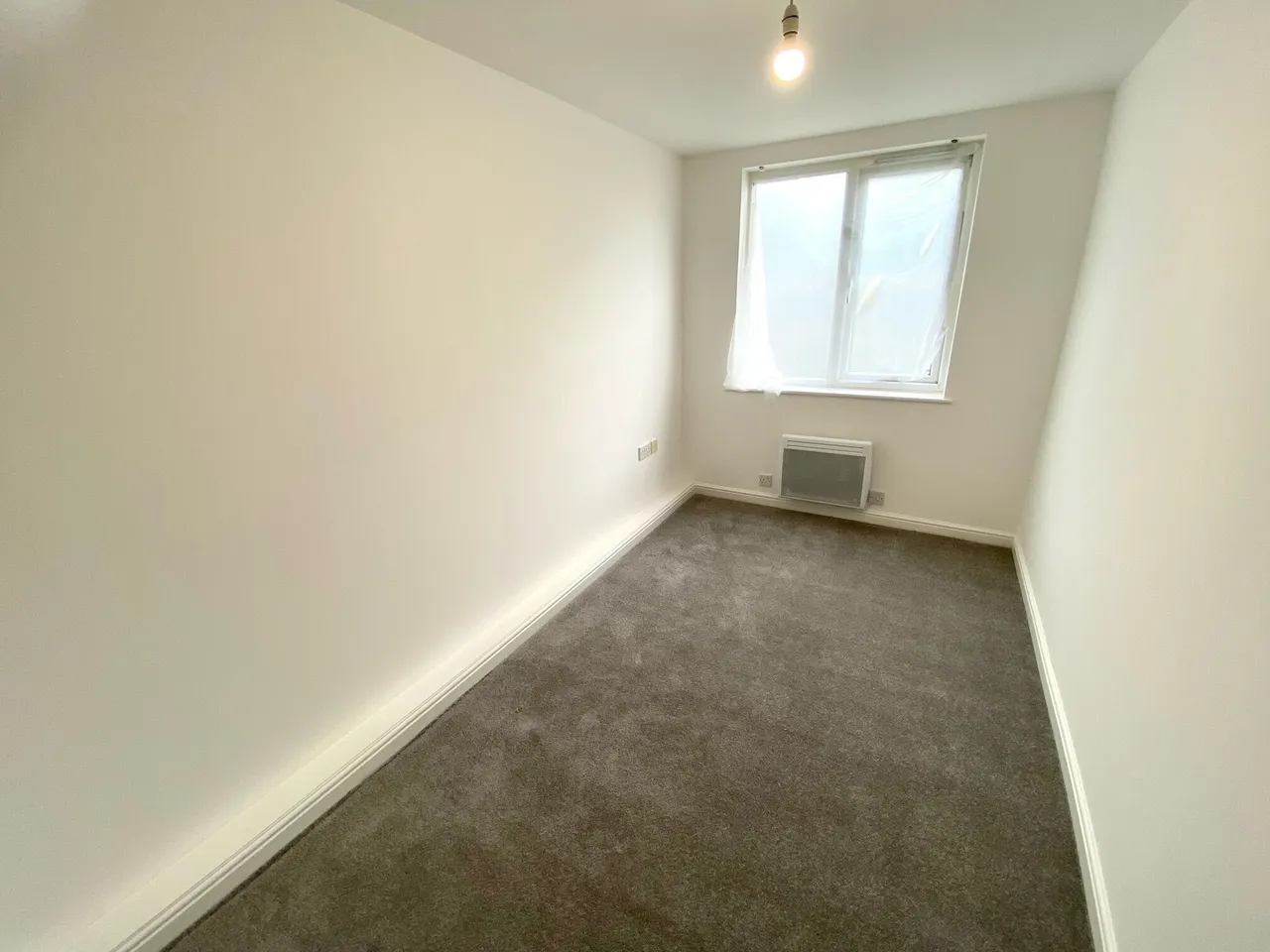 Aprilia House, Lloyd George Avenue, photo 11