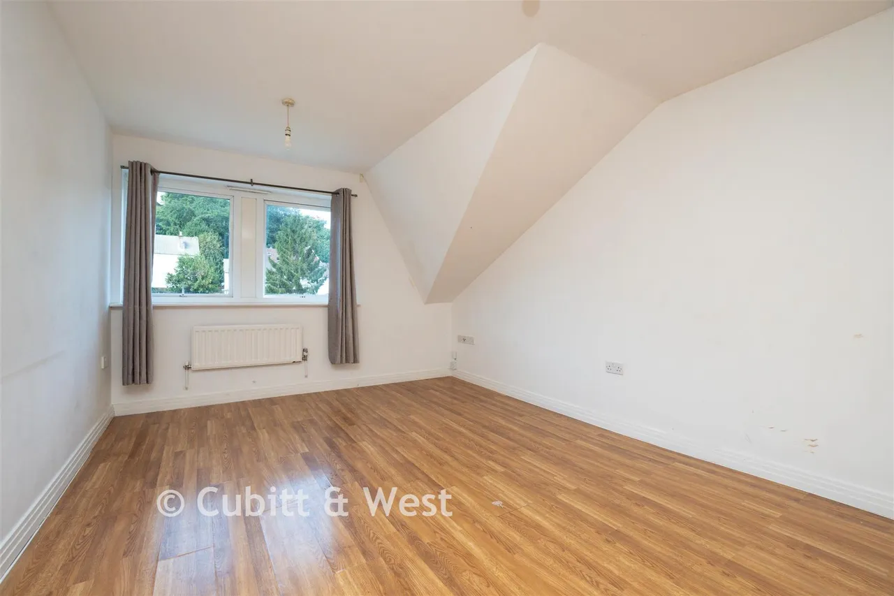 Brighton Road, Redhill, RH1, photo 4