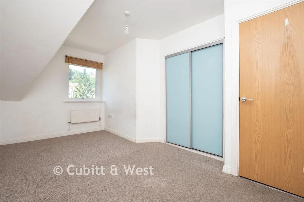 Brighton Road, Redhill, RH1, photo 7