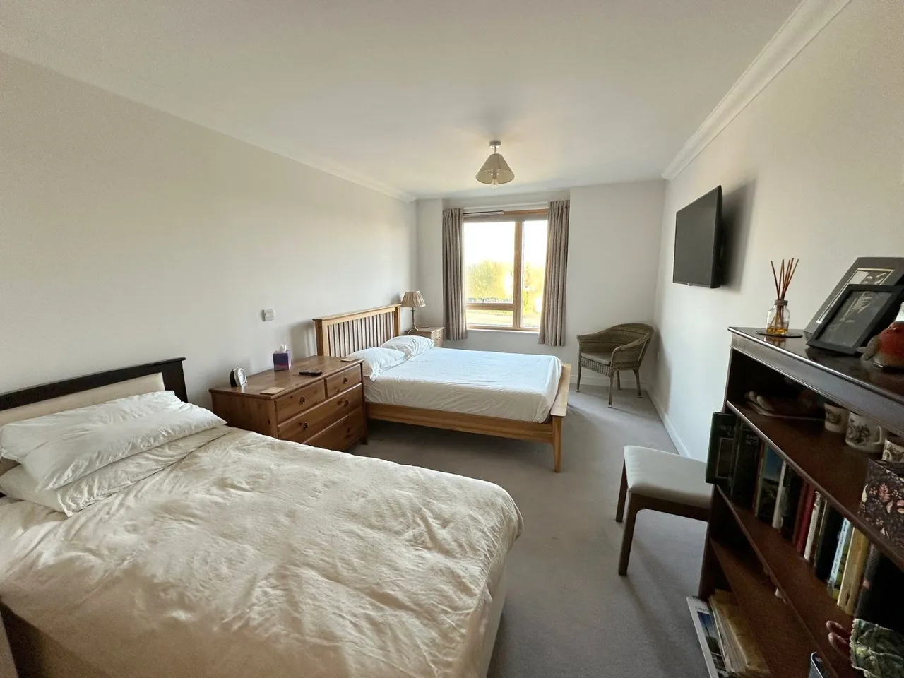 Helston Lane, Windsor, SL4, photo 10