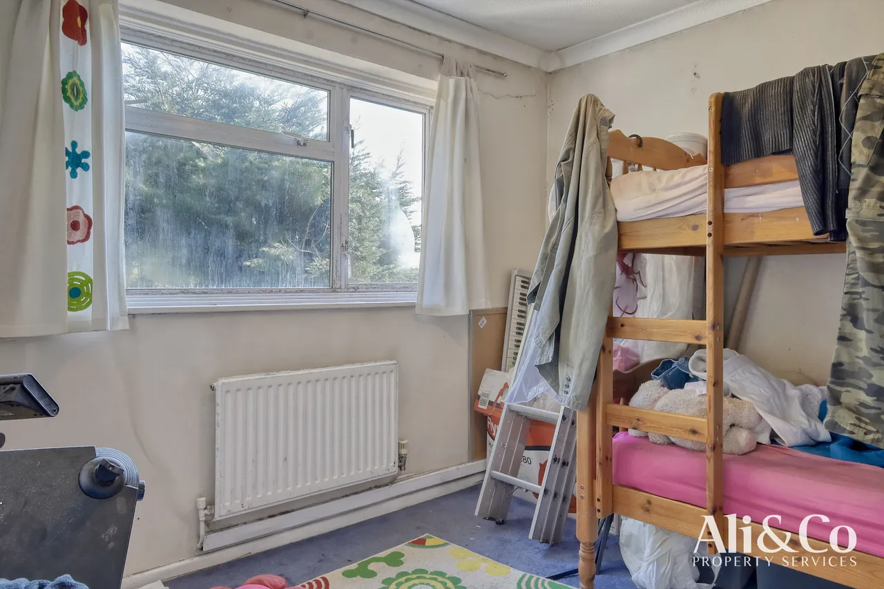 Wickham Road, Grays, Essex, RM16 4TU, photo 12
