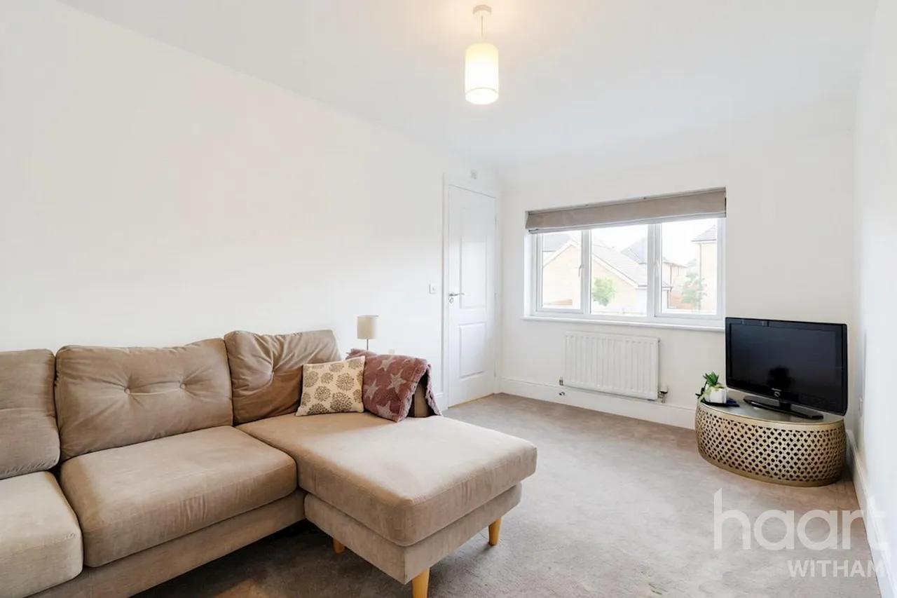 Raven Gardens, Silver End, CM8, photo 12