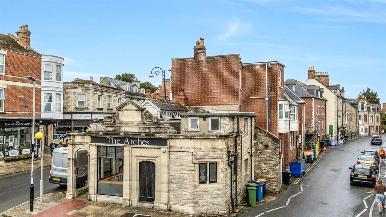 High Street, Swanage, BH19, photo 9