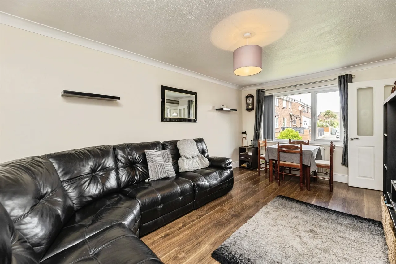 Grange Fields Road, Leeds, LS10, photo 4