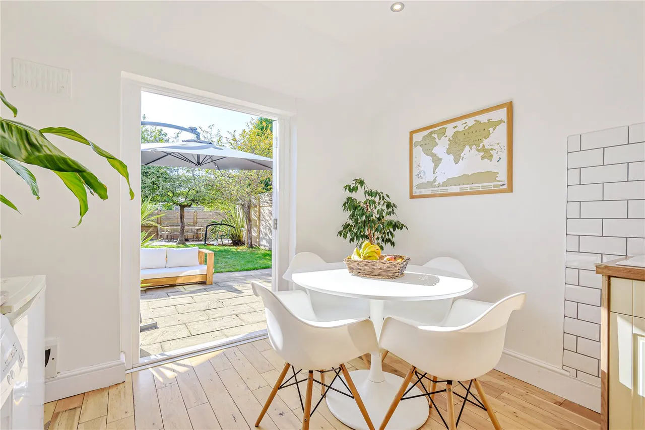 Oldfield Road, Hampton, London, TW12 2AJ, photo 6