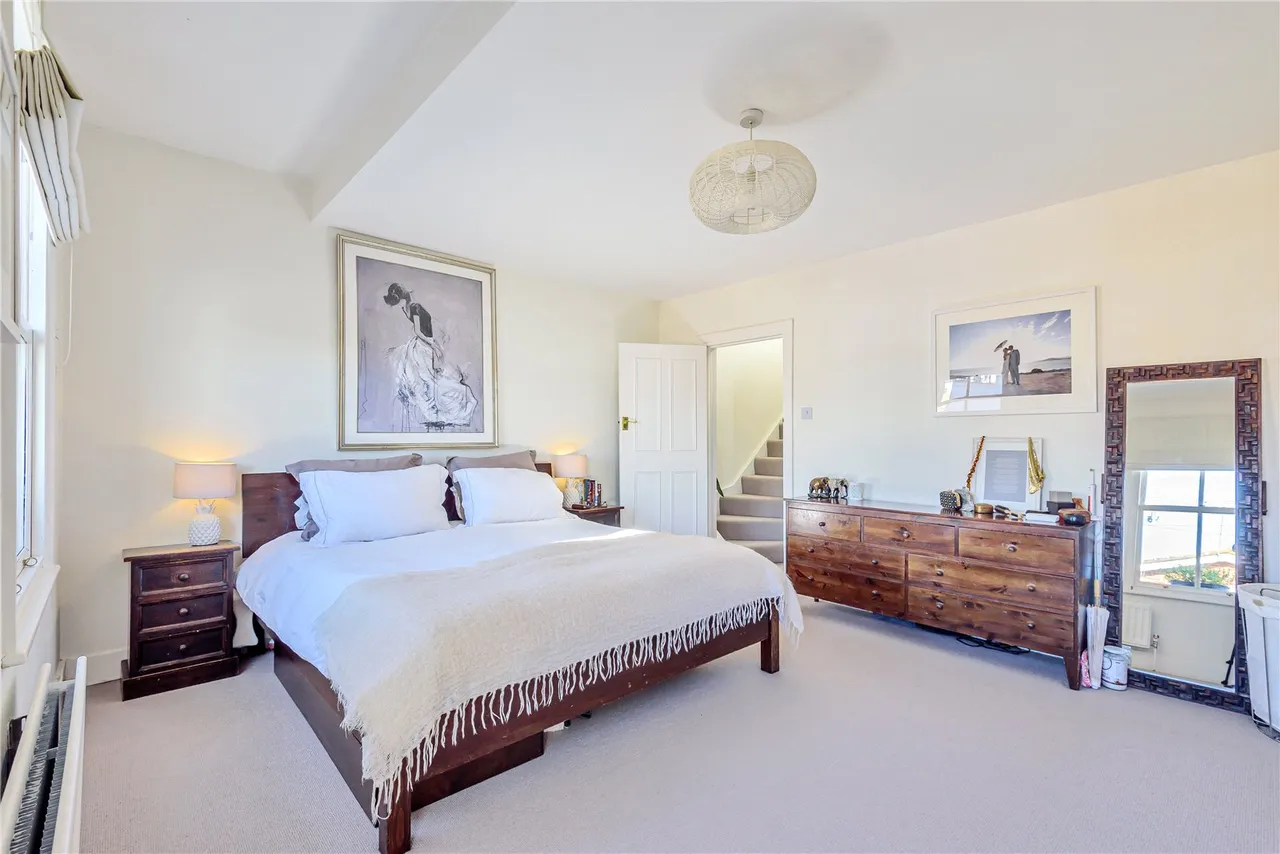 Oldfield Road, Hampton, London, TW12 2AJ, photo 7