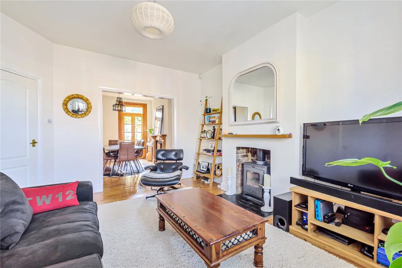 Oldfield Road, Hampton, London, TW12 2AJ, photo 3