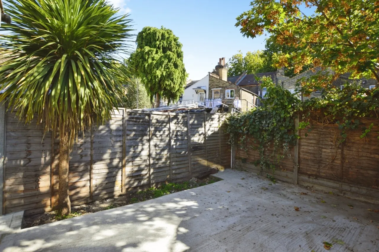 Hollybush Street, London, E13, photo 17