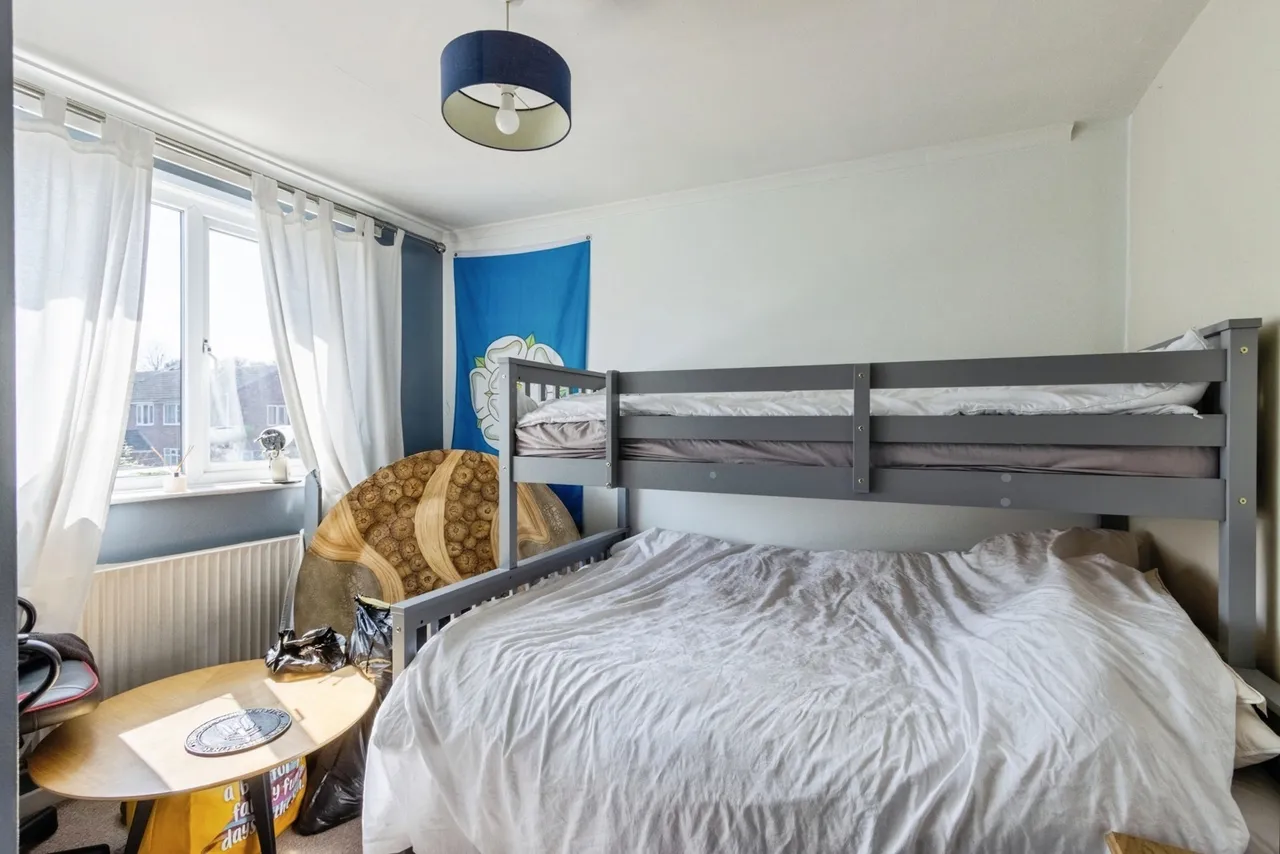 Manor Crescent, Walton, Wakefield, West Yorkshire, WF2, photo 15