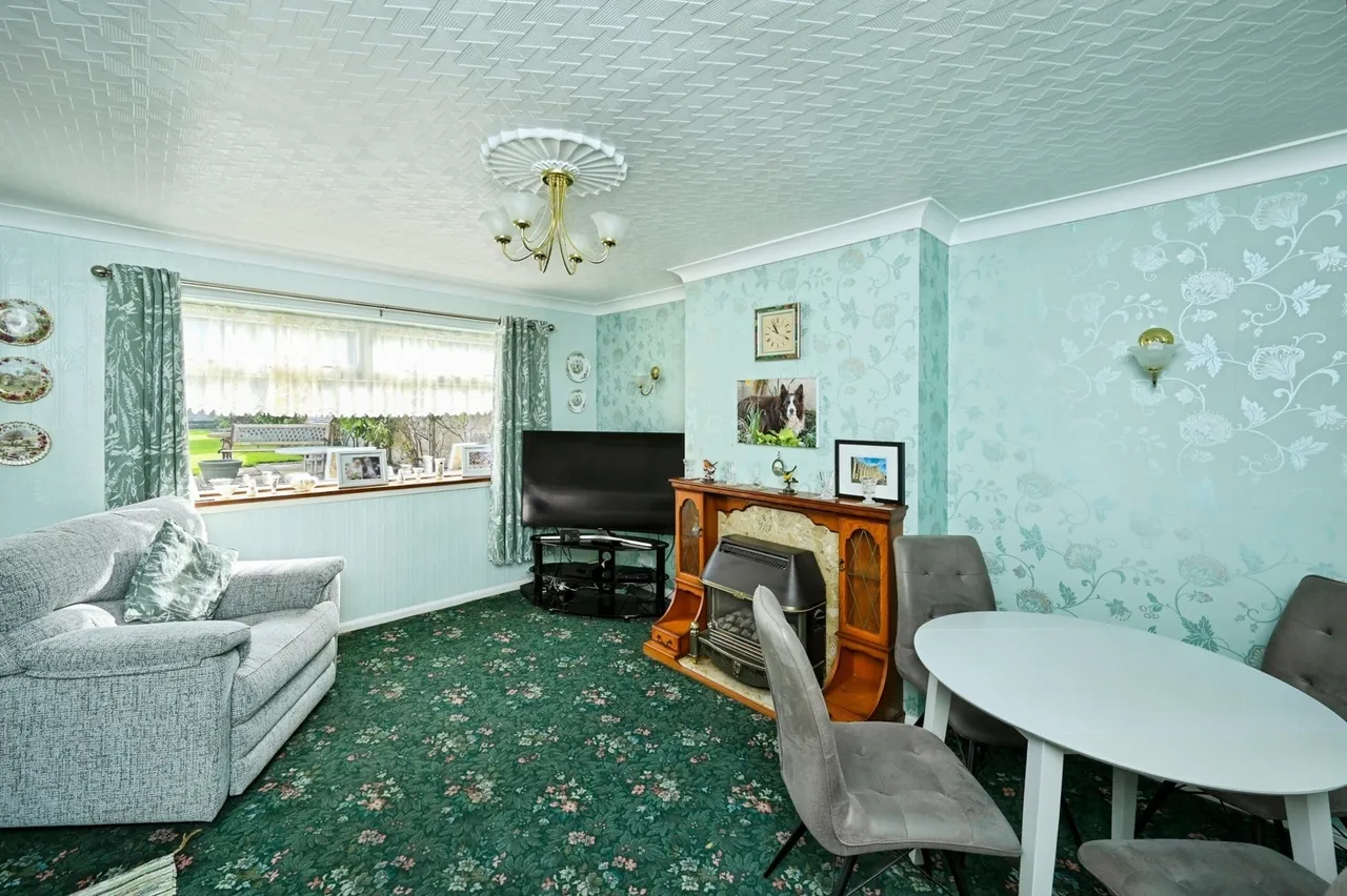 Central Avenue, Kirkby-in-Ashfield, NG17, photo 5